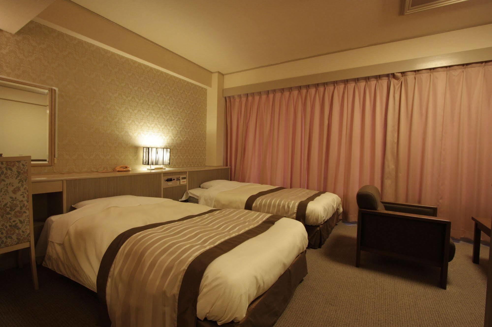 Misasa Royal Hotel Extérieur photo