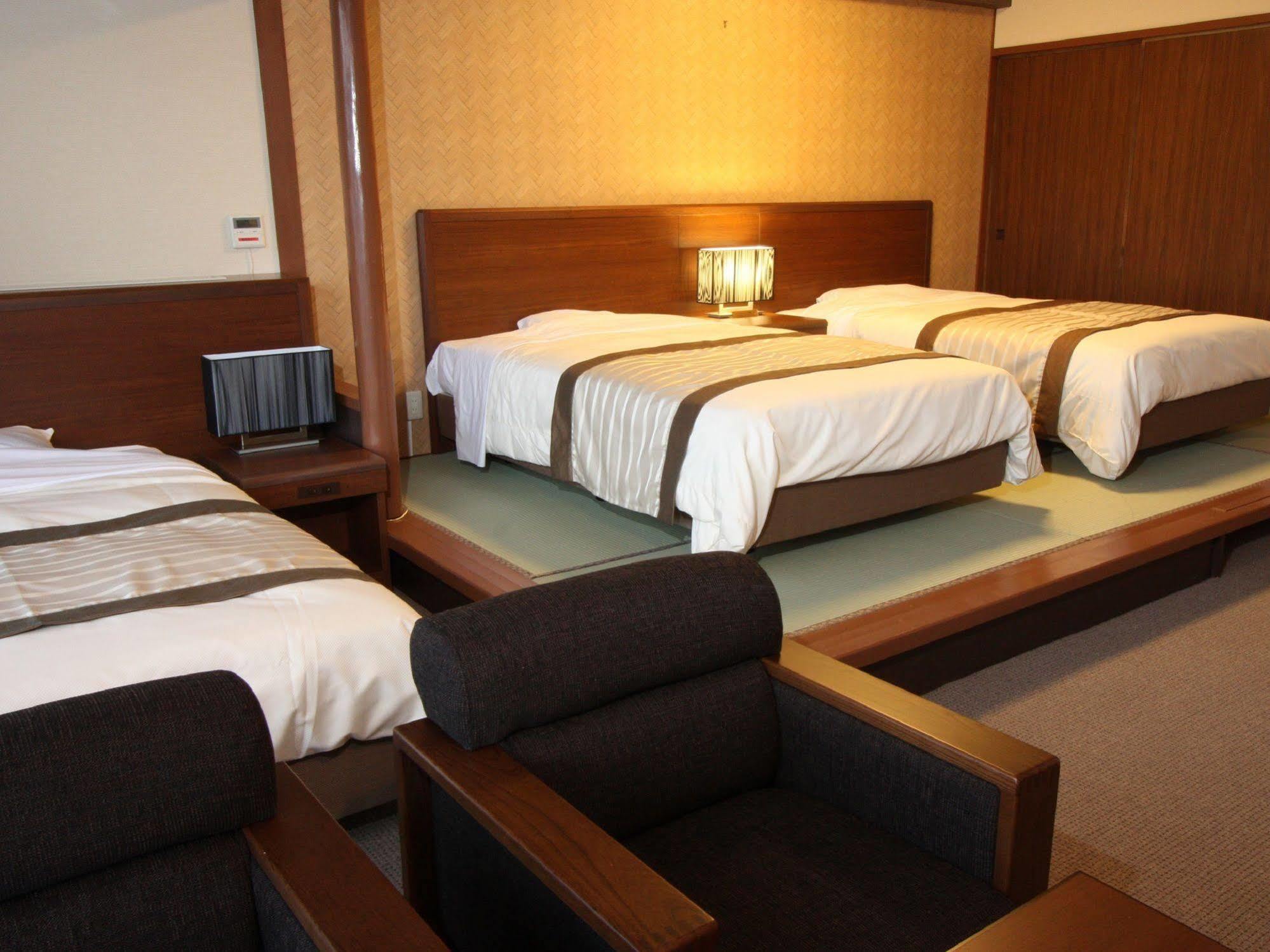 Misasa Royal Hotel Extérieur photo